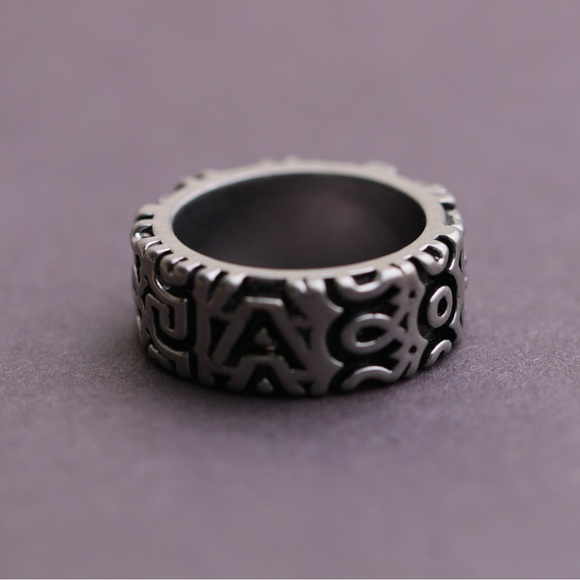 Marc Jacobs the monogram engraved ring size 7 - Picture 7 of 10